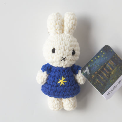 JUST DUTCH（ジャストダッチ） ゴッホ作「星月夜」（The Starry Night）をモチーフにしたミッフィーのあみぐるみキーチェーン バリエーション2番（実際に発送する商品）