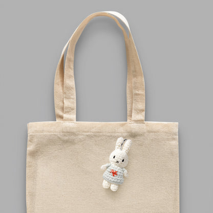 ミッフィー×ヨンギュ 編みぐるみ キーホルダー