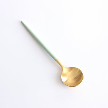 この組み合わせが可愛い！ポルトガル生まれの小さなティースプーン