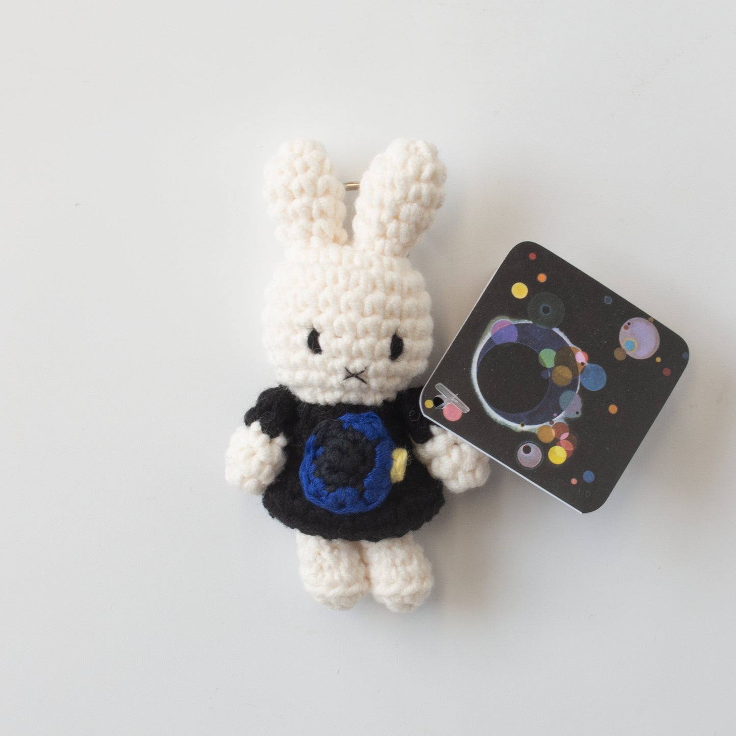 JUST DUTCH（ジャストダッチ） カンディンスキー作「いくつかの円（Several Circles）」をモチーフにしたミッフィーのあみぐるみキーチェーン Aバージョン（実際に発送する商品）
