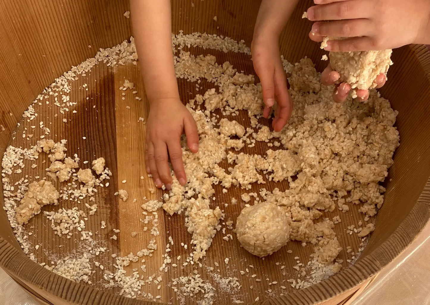 ONE BEANS お米から育てた手仕込み 醤油麹 180g